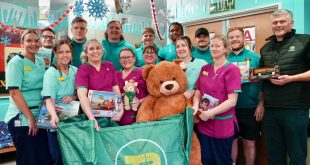 Northampton Saints and Travis Perkins deliver Christmas to the community