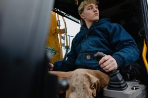 Carhartt brings back the denim Active Jac