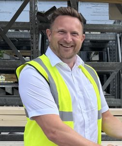 Travis Perkins, the building material supplier, has appointed Carl Mealey as regional managing director for the South West.