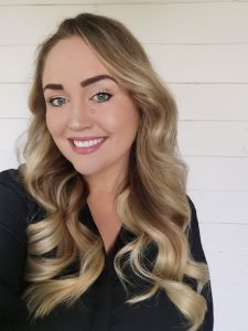 Chelsea Headshot