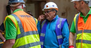 Wren backs DIY SOS for second series