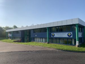 Dundee Outside