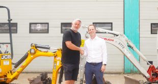 Elliotts New Forest Hire Stuart Long and Tom Elliott