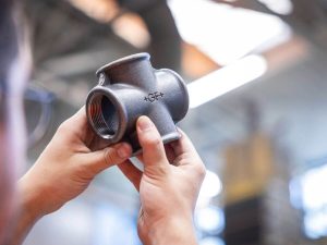 Exploring the differences between blackheart and whiteheart malleable iron fittings