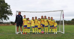 Grant UK supports FC Chippenham Youth Galaxy Girls grassroots football team