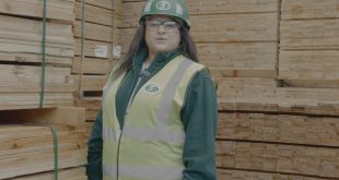 Jame sJOnes women in timber