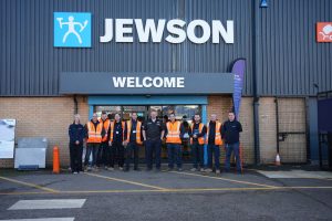 Jewson to sponsor darts legend James Wade