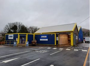 Jewson Larg