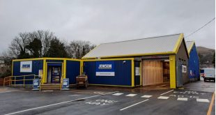 Jewson Larg