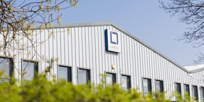 Hiatt acquires Lakes Bathrooms