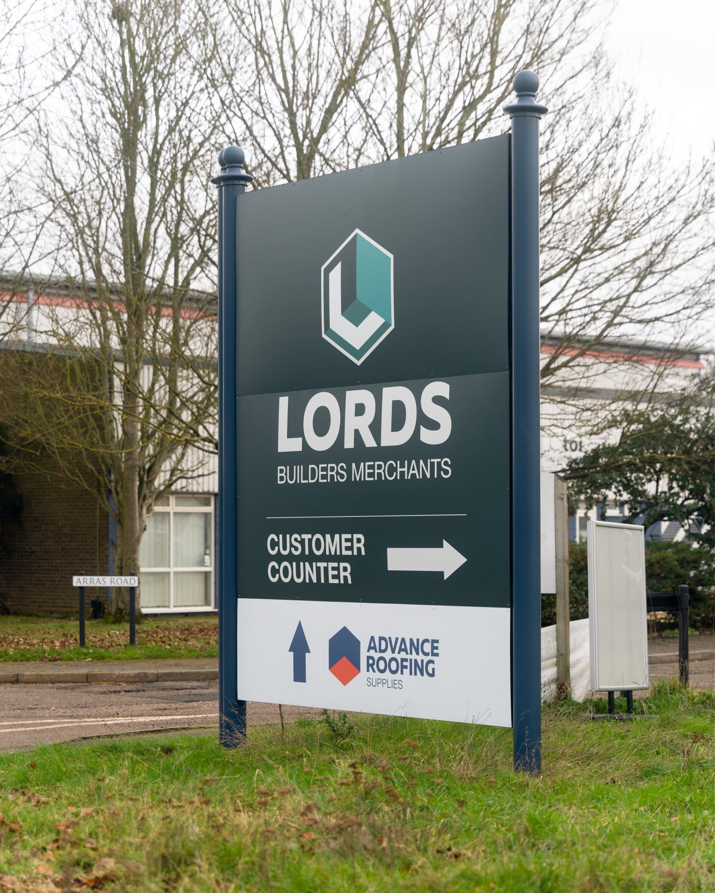 Lords Builders Merchants and Advance Roofing Supplies open new joint branch