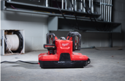 MILWAUKEE introduces multi bay PACKOUT charger