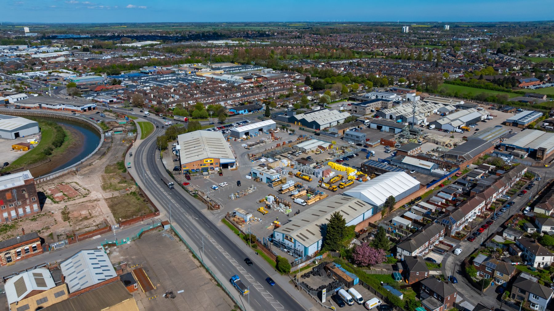 MKM agrees 10-year lease extension at Hull