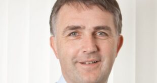 Mike Foster 6 696x498 1