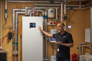 Jaimeet Alang, Technical Trainer at Samsung Climate Solutions