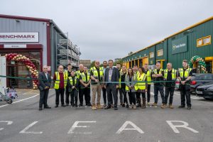 SWNS TRAVIS PERKINS 010