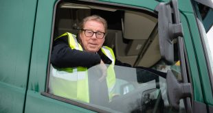 SWNS TRAVIS PERKINS BOURNEMOUTH 61