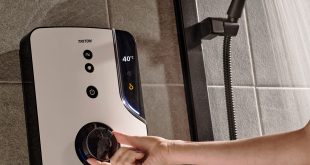 The HeatRepeat® technology inside the thermostatic electric shower modulates power based on the incoming water temperature supplied by the WWHRS