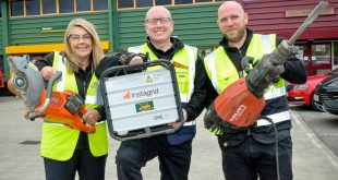 Trvis perins management back to the floor