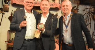 UFEMAT Award presentation