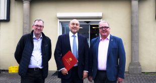 export minister visits roman